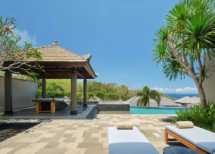 Umana Bali, Lxr & 5*