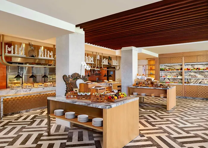 Umana Bali, Lxr & 5*