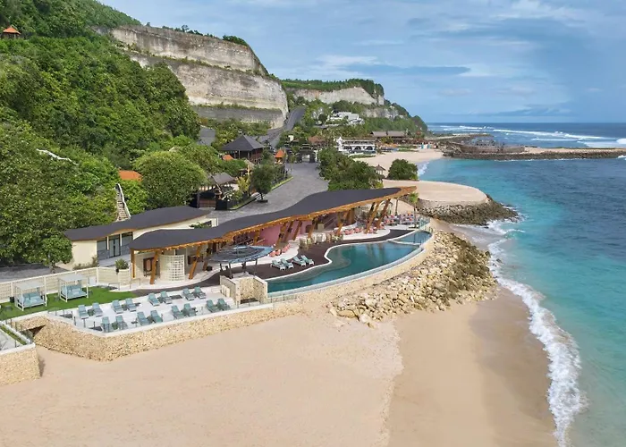 Umana Bali, Lxr &