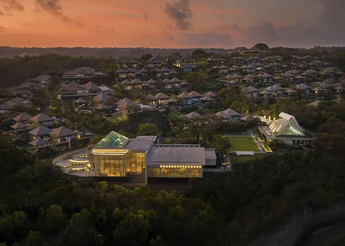 Umana Bali, Lxr & Resort 5*