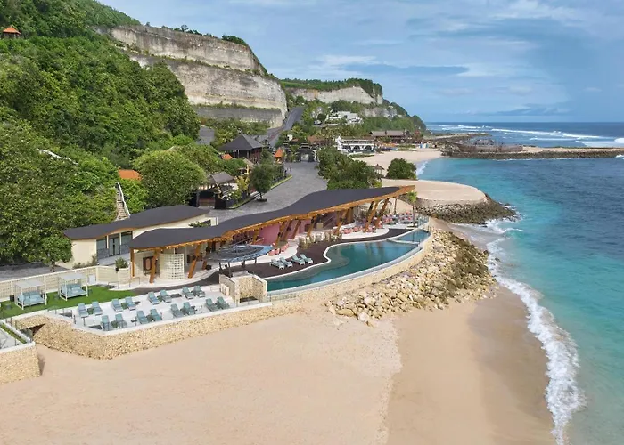 Umana Bali, Lxr & Resort