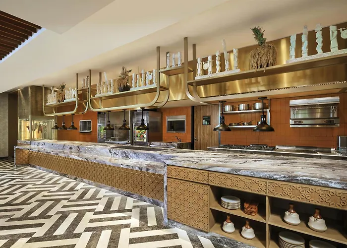 Umana Bali, Lxr & 5* Ungasan